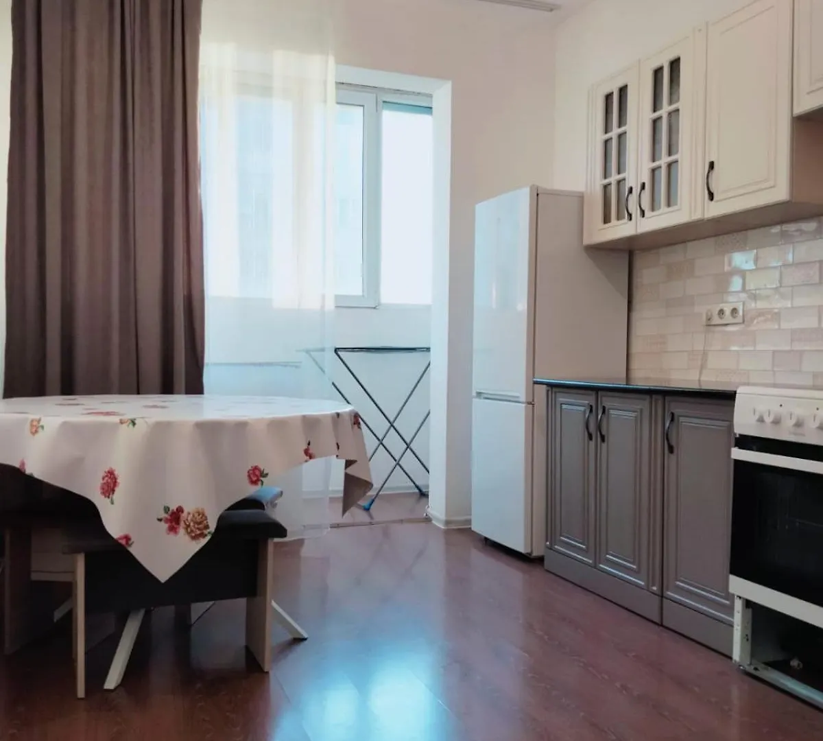 Двухкомнатная Квартира На Против Алматы Арены Apartment Almaty